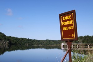 CanoePortage_0977